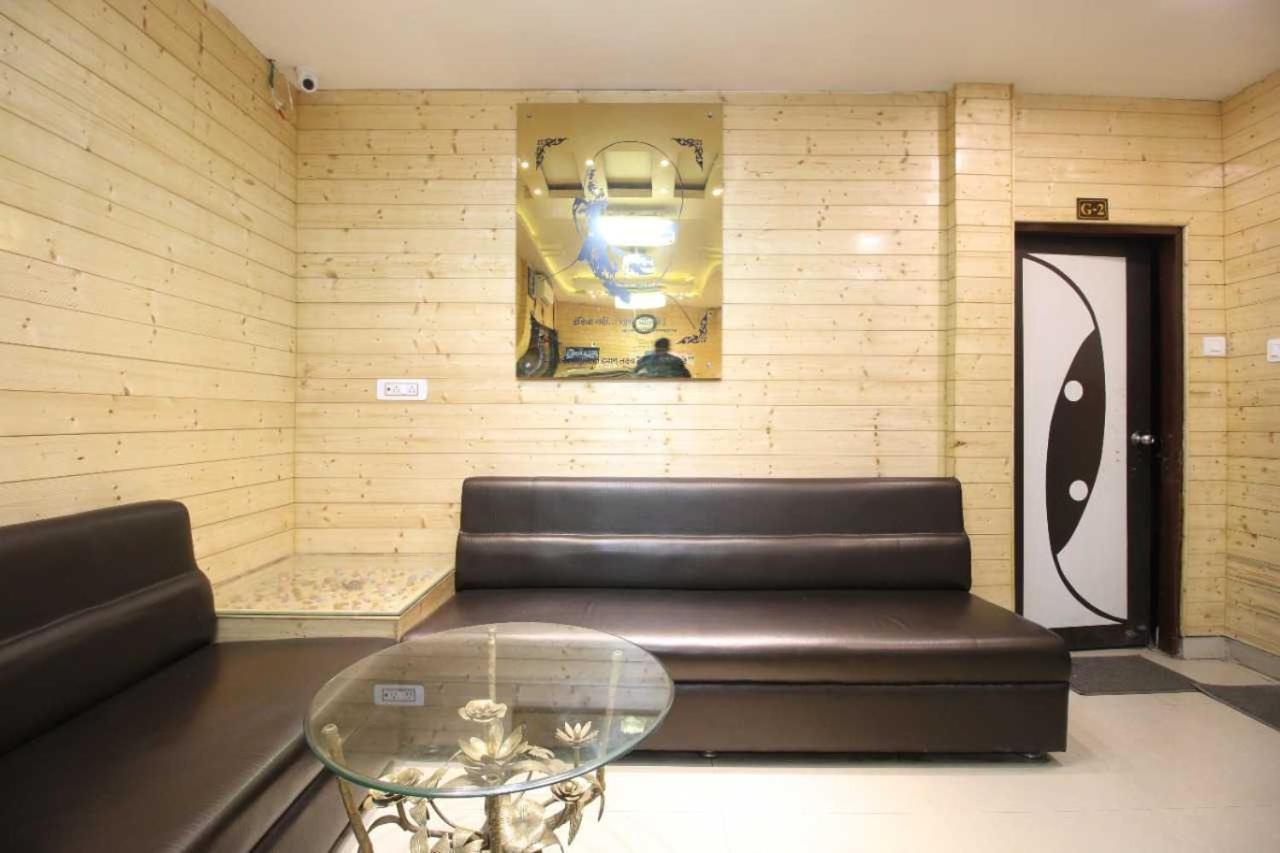 Oyo Hotel Happy Homes Bhopal Buitenkant foto