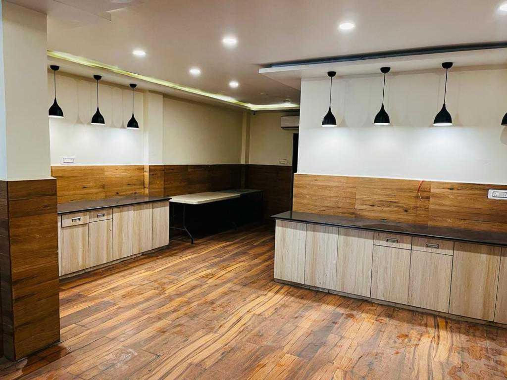 Oyo Hotel Happy Homes Bhopal Buitenkant foto